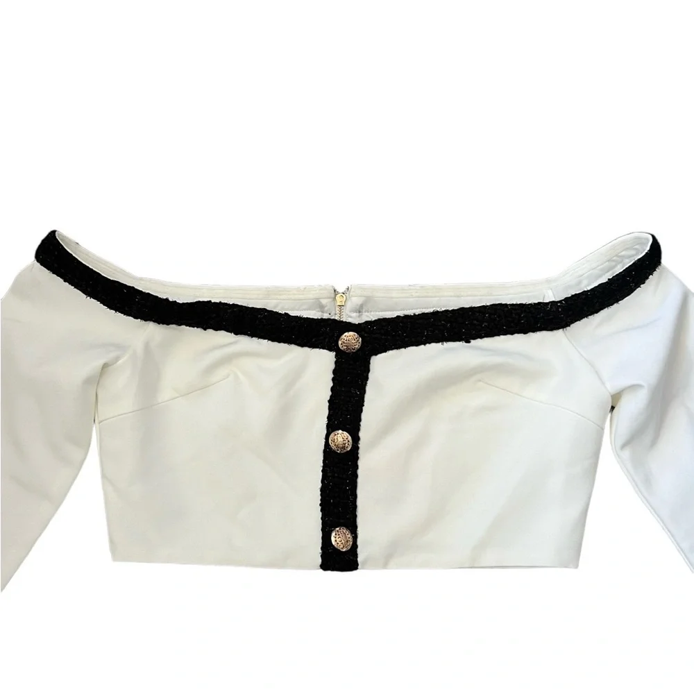 AMBER X MESHKI Claudia Tweed Trim Bardot Off Shoulder Top White NWT Size Medium